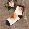 WSP-1186 Wholesale Jacquard Fahion Style Yellow Sun Flower Pattern Women Socks China Manufacturer Latest Design Socks